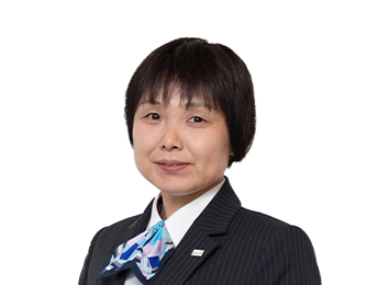 葬儀屋さんの葬儀専門相談員バストアップの写真